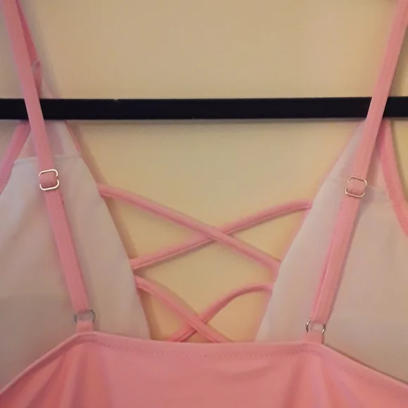 NWOT One PC - Picture 4 of 4